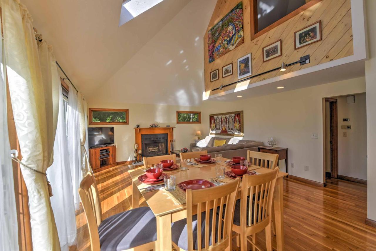 East Falmouth Home With Deck And Grill 4 Mi To Beach! 외부 사진
